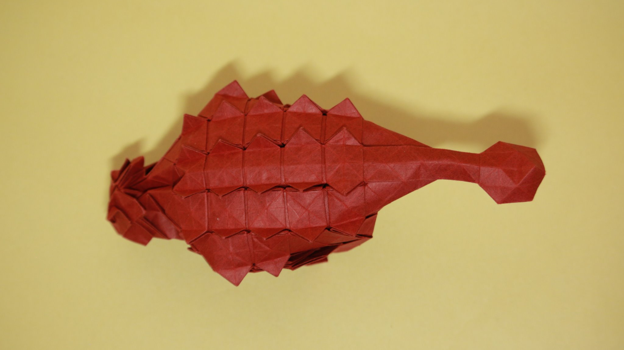 今井雄大 折り紙マイマイ 折り紙 アンキロサウルス 35 35 不切正方形一枚折り 人気の鎧竜 トゲの並びと 体の立体感をこだわりました 明日からの 雅 展示会にて 展示されます よろしくお願いします 創作者 マイマイ 18年9月 折り紙作品