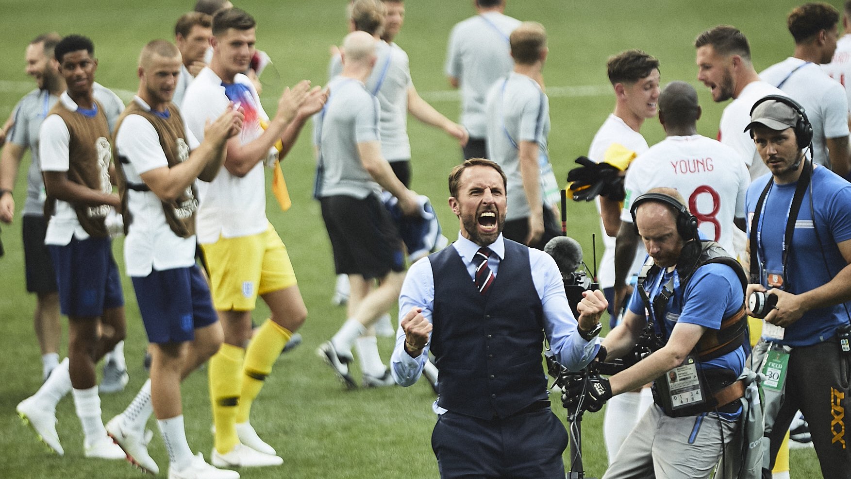 Happy birthday Gareth Southgate.       Thank you for an unbelievable Summer.   