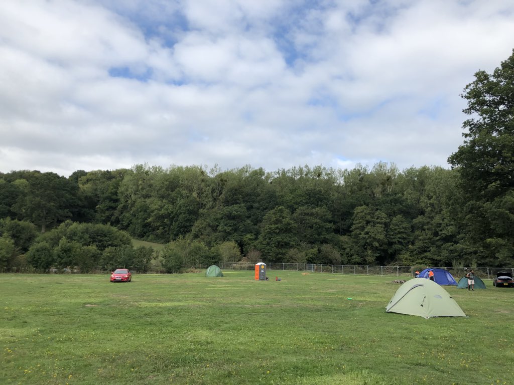sophigarrett's tweet photo. Now THIS is what a festival should look like once everyone is heading home. No rubbish, no abandoned tents, not even a discarded tent peg to be seen. Well done @emfcamp-goers 👏🏻 https://t.co/u3xK3UmFH2