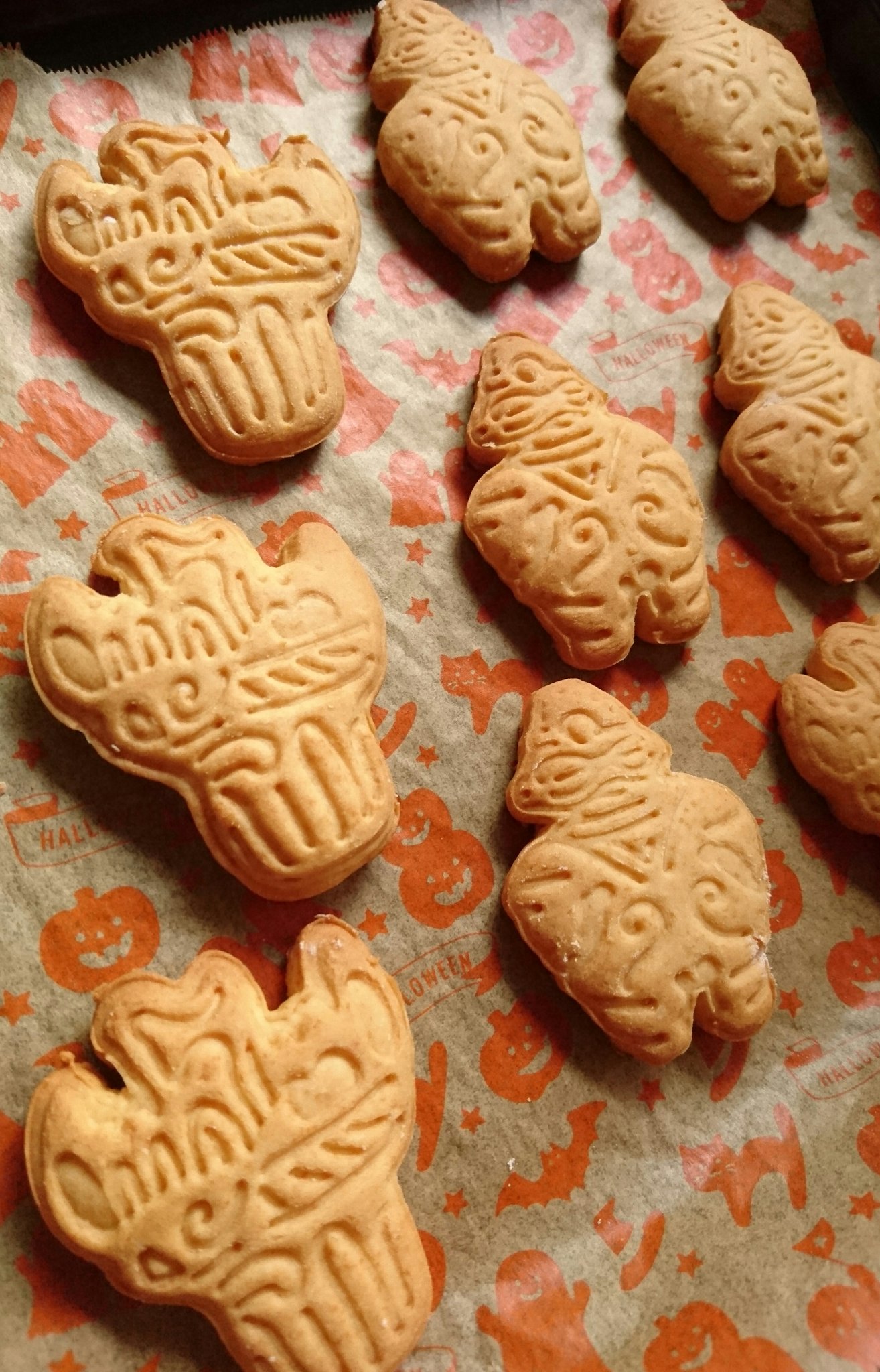 かぶこ この間買ったクッキー型で縄文土器クッキー焼いたのだけどこれカワイイ 火焔型土器と遮光器土偶 割れてもそれはそれで それっぽい かぶこ この間買ったクッキー型で縄文土器クッキー焼いたのだけどこれカワイイ 火焔型土器と遮光器土偶 割れてもそれはそれで それっぽい