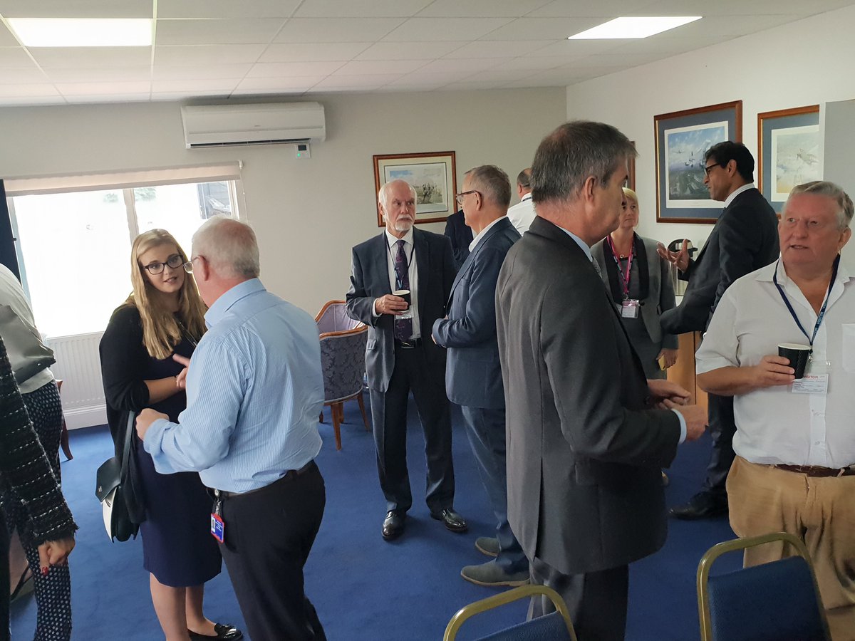 LSEColleges's tweet image. We met with representatives of #BigginHill &amp;amp; #Downe residents associations, local councillors &amp;amp; employers based in @LBH_Airport, to give a preview of what will be shown at the consultation on the #London #Aerospace &amp;amp; Technology College. 

More info: ow.ly/gDud30lDypg