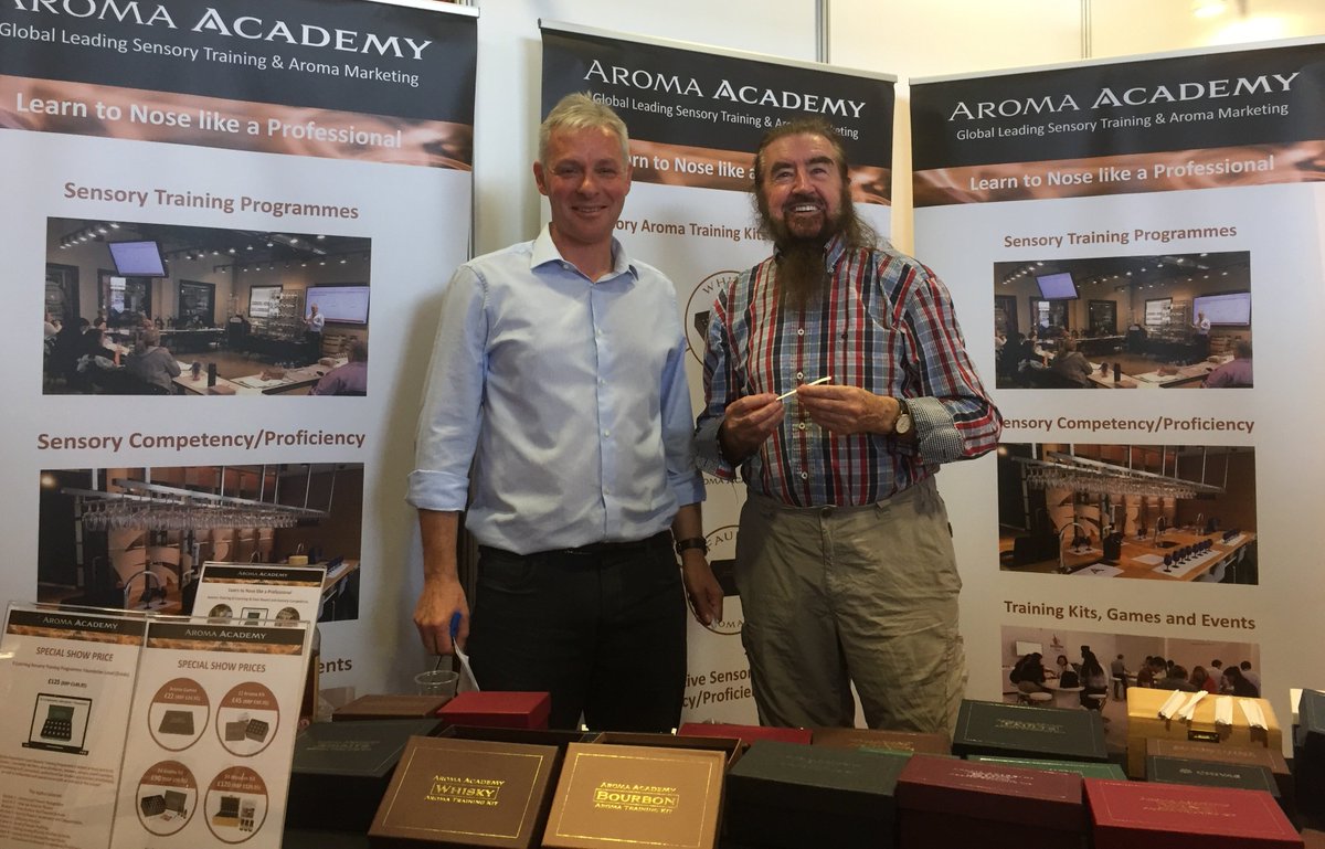 Alan Gordon and Dr George Dodd at the Aroma Academy booth at Distilled : Spirit of Speyside
#distilled18 #whisky #gin #rum #sensory #whiskytasting #whiskynosing #aromakit #gintasting #sensorytraining #whiskytraining #gintraining #rumtraining #nosing
aroma-academy.co.uk/blogs/news/dis…
