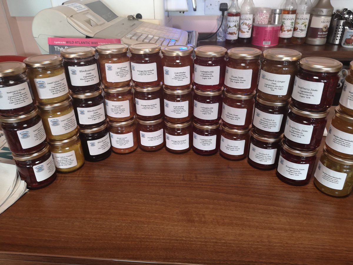 Jam and chutney season in full swing 🍎🍏🍐🍑🍒🍓🥕🥑🥥🥝🌶️
#superfoods 
#nocarbonfootprint