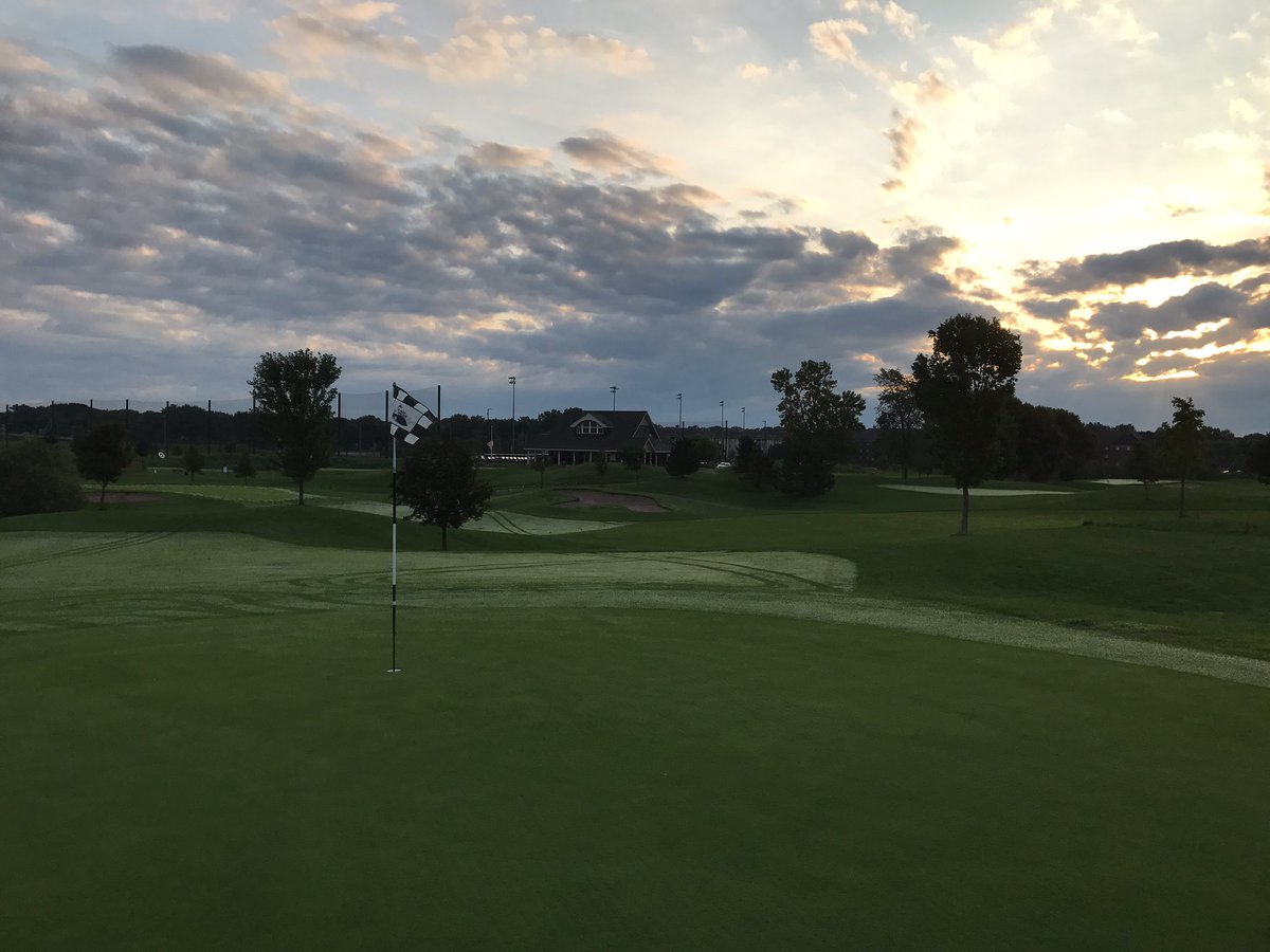 As the grind continues, you have to be able to stop and enjoy why we work where we do.  Mornings like this are a perfect time to stop and enjoy the weather.  #justanothermorning #LaborDay <a href="/BattleCreekGC/">Ponds@BattleCreek</a> <a href="/RamseyCtyParks/">Ramsey County Parks</a>