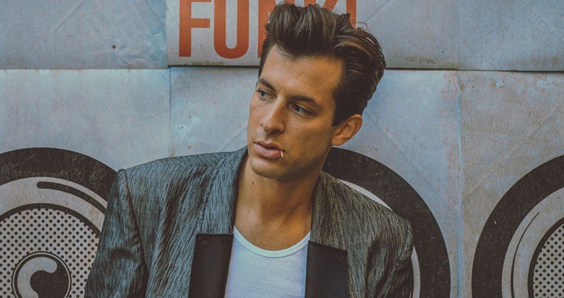  Happy Birthday to the legendary music producer, and ever-dapper, Mark Ronson. 