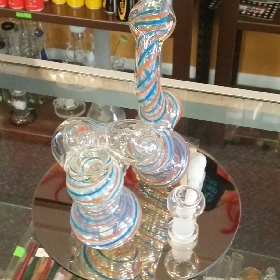 RollersGallery's tweet photo. Great News! @RollersGallery is open today...Bump your Labor Day festivities up a notch with a new piece #420life #dank #420lifestyle #smokers #smokersclub #instaweed420 #instaweed #weedstagram710 #weedporn #cannabis #marijuana #StonerFam https://t.co/FwakU8b3Gn