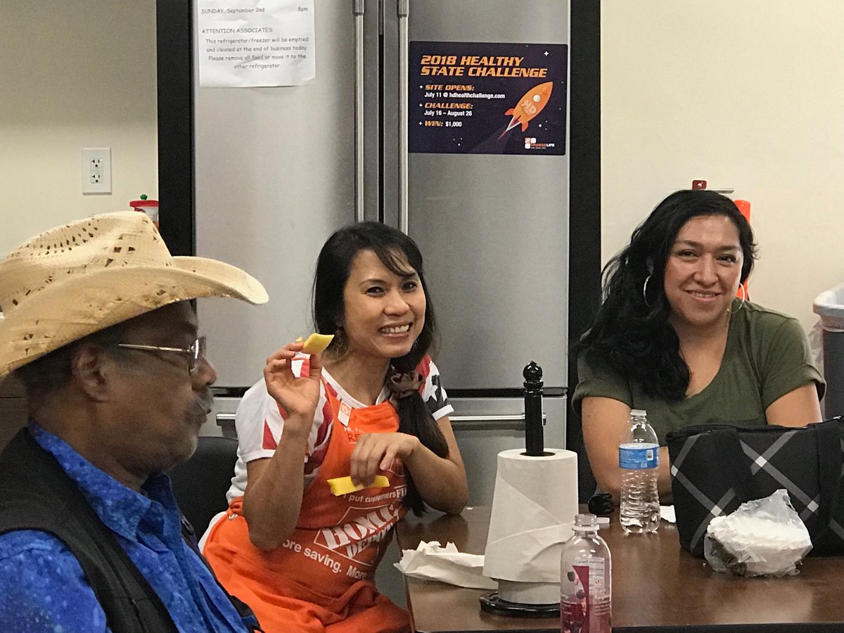 notinusehh's tweet photo. Celebrating Labor Day at store 4601!!! https://t.co/QzQHURYHVX