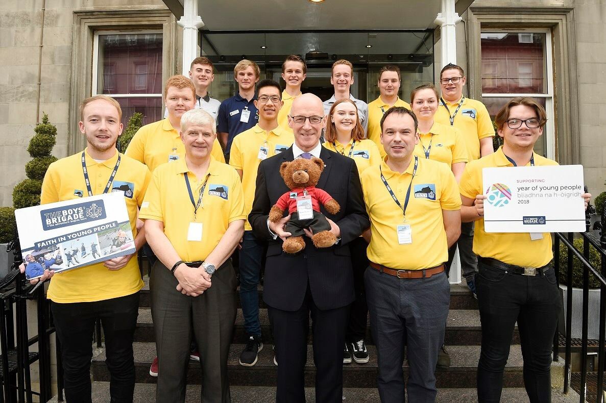 BrawTheBear's tweet photo. Fantastic to be part of #bbconf18 this weekend in Edinburgh! It was great to see young people taking the lead of conference. My highlight was meeting DFM @JohnSwinney pictured here with all my new friends #BrawTheBear @TheBBScotland https://t.co/G4R7KvlrrP