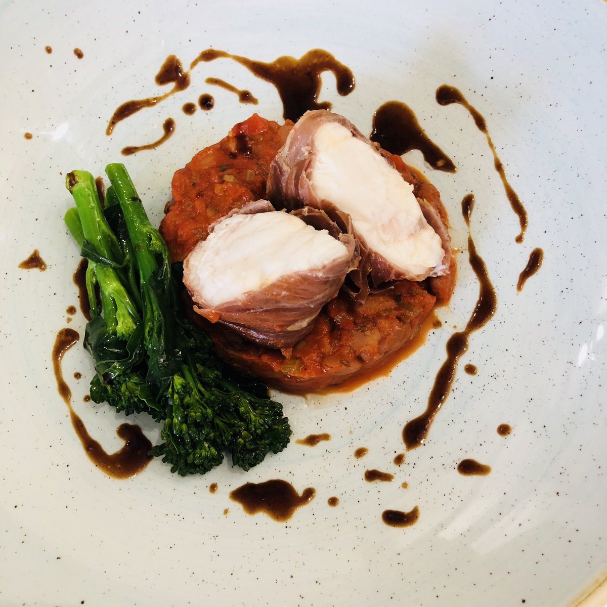 AllertonManor's tweet photo. Our Autumn menu launches tomorrow! Book a table &amp; be the first to try some wonderful dishes including lamb kofta, bangers &amp; mash &amp; apple crumb cake! #newmenu #autumn #restaurant #liverpool #allerton #theoldstables #amgc #food #foodie #foodporn #foodphotography https://t.co/Pqn2YRlUMF