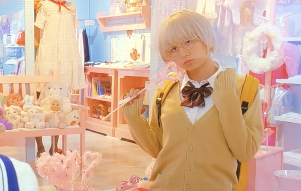 画像を見たら世界がこのギャンかわ女子高生の名前を知りたくなるに違い