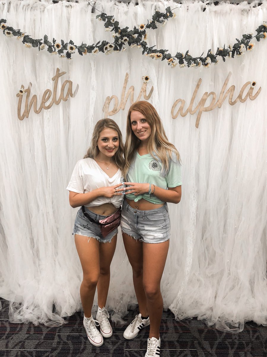 Had such an amazing time welcoming our New Members on Saturday! 🌼 #SweetHomeThetaPhi