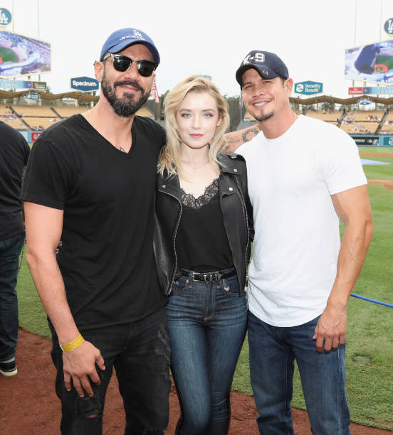 MayansMCNews's tweet photo. The cast of #MayansMC attend The Los Angeles Dodgers Vs. Arizona Diamondbacks Game at Dodger Stadium on September 2, 2018 in Los Angeles, California! https://t.co/rP1c0z8rZn
