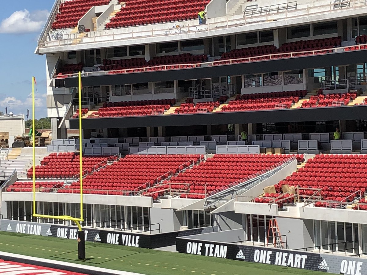 howielindsey's tweet photo. Work continues at @UofLFootball Cardinal Stadium. The final few seats are being installed and the railings, paint and graphics are happening as we speak. #LaborDay https://t.co/KeKV8IYRUl
