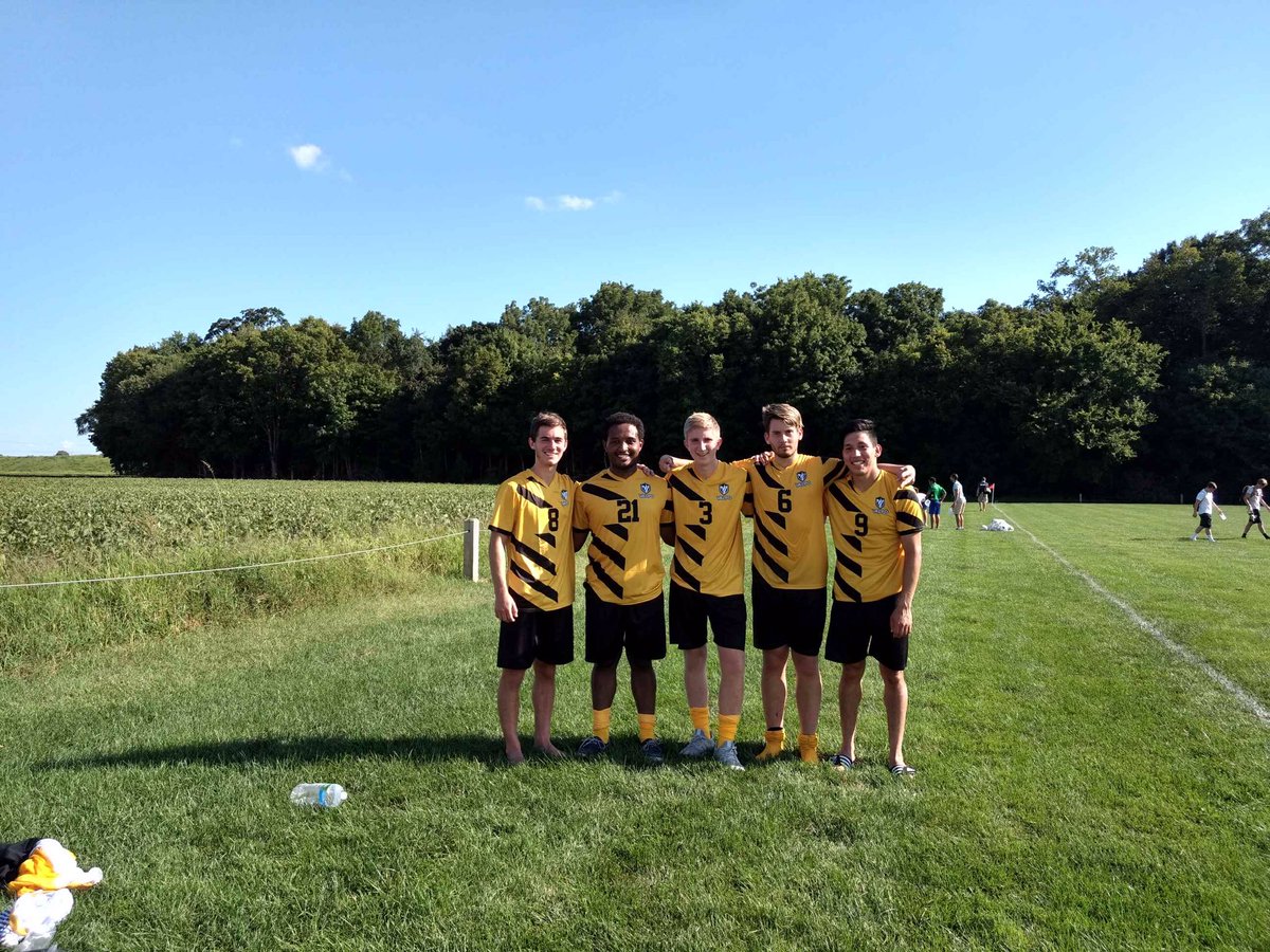 ValpoLambdaChi's tweet photo. So proud of our sporty boys this weekend! We had brothers win the Sigma Pi Amazing Day bags tournament, tie Indiana State in club soccer, and win the 4v4 Rec Volleyball Tournament #lcamade #valpolca https://t.co/B2XvgTFq32