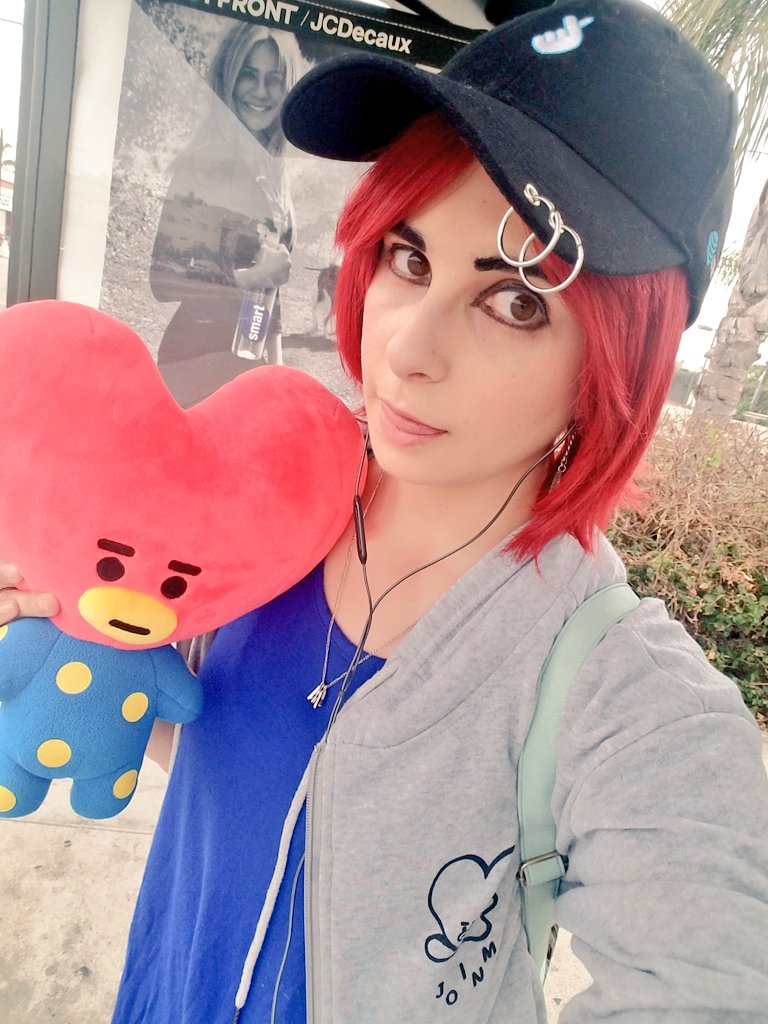 OGJustinSeagull's tweet photo. My son and I are on our way to greet BTS at the airport!!!!

I will put my full Tata cosplay on when I get there!

Any other ARMY going?!?!?!

@BTS_twt @BT21_ @_LINEFRIENDS #Answer1noBB200 #Answerishere #bts #btsarmy #btsloveyourselfanswer #btsworldtour #bt21 #BT21Tata https://t.co/AYDYOBp9np