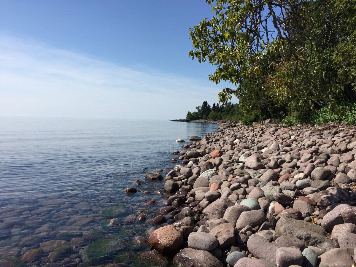 kdavidsmith43's tweet image. The views from the shore and from our deck never get old!  #Lutsen #onemoreday