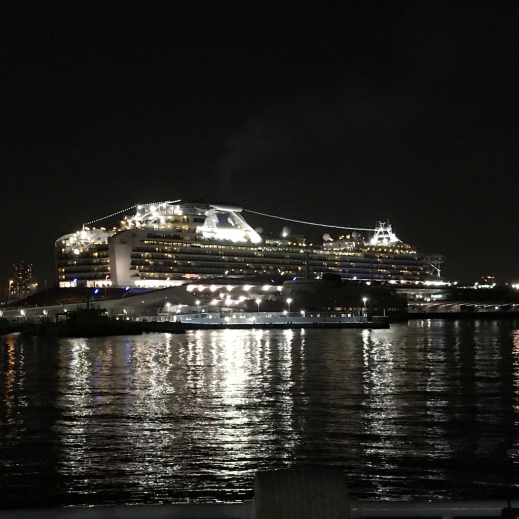 prikatz375_chor's tweet image. 達郎さんのライブに行ってきました💓
達郎さん うた大好きなんだなぁ
そして妥協とか絶対しないんだろうなぁ…最高な３時間半、たっぷりの楽しい時間をありがとう💝
 #山下達郎 #performance2018