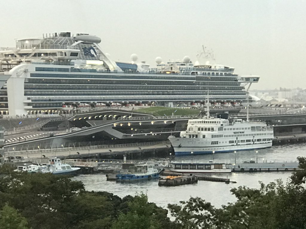 prikatz375_chor's tweet image. 達郎さんのライブに行ってきました💓
達郎さん うた大好きなんだなぁ
そして妥協とか絶対しないんだろうなぁ…最高な３時間半、たっぷりの楽しい時間をありがとう💝
 #山下達郎 #performance2018