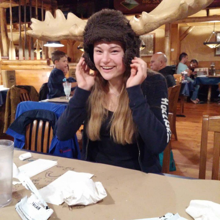 rotarycchp's tweet photo. Our exchange student Enya had a great weekend trying poutine, going to Montana's to eat, and going to the Pride Parade. What an action packed weekend! #yex #rotaryyouthexchange #rcchp #rccheritagepark #district5360 #rotarymillenium https://t.co/Am9L4YdZ35