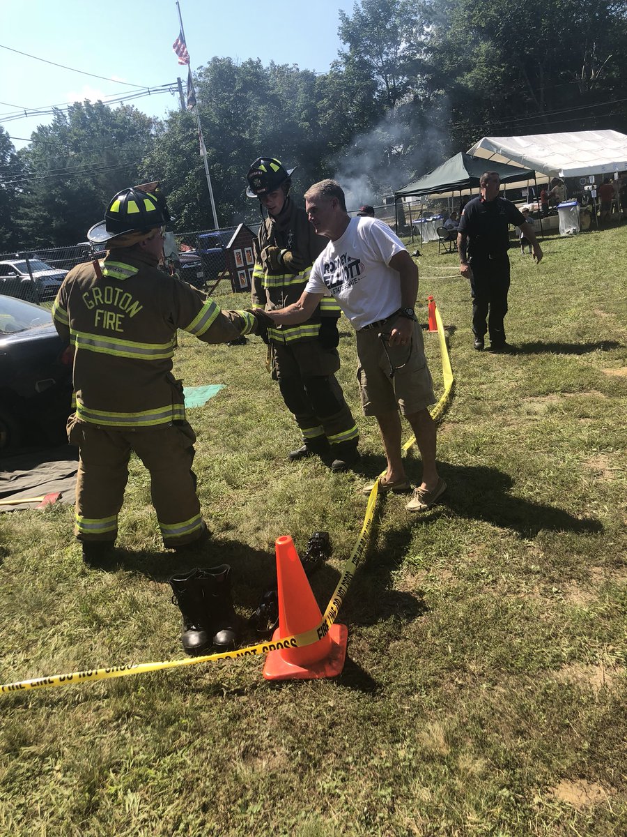 Rodney Elliott tweet media