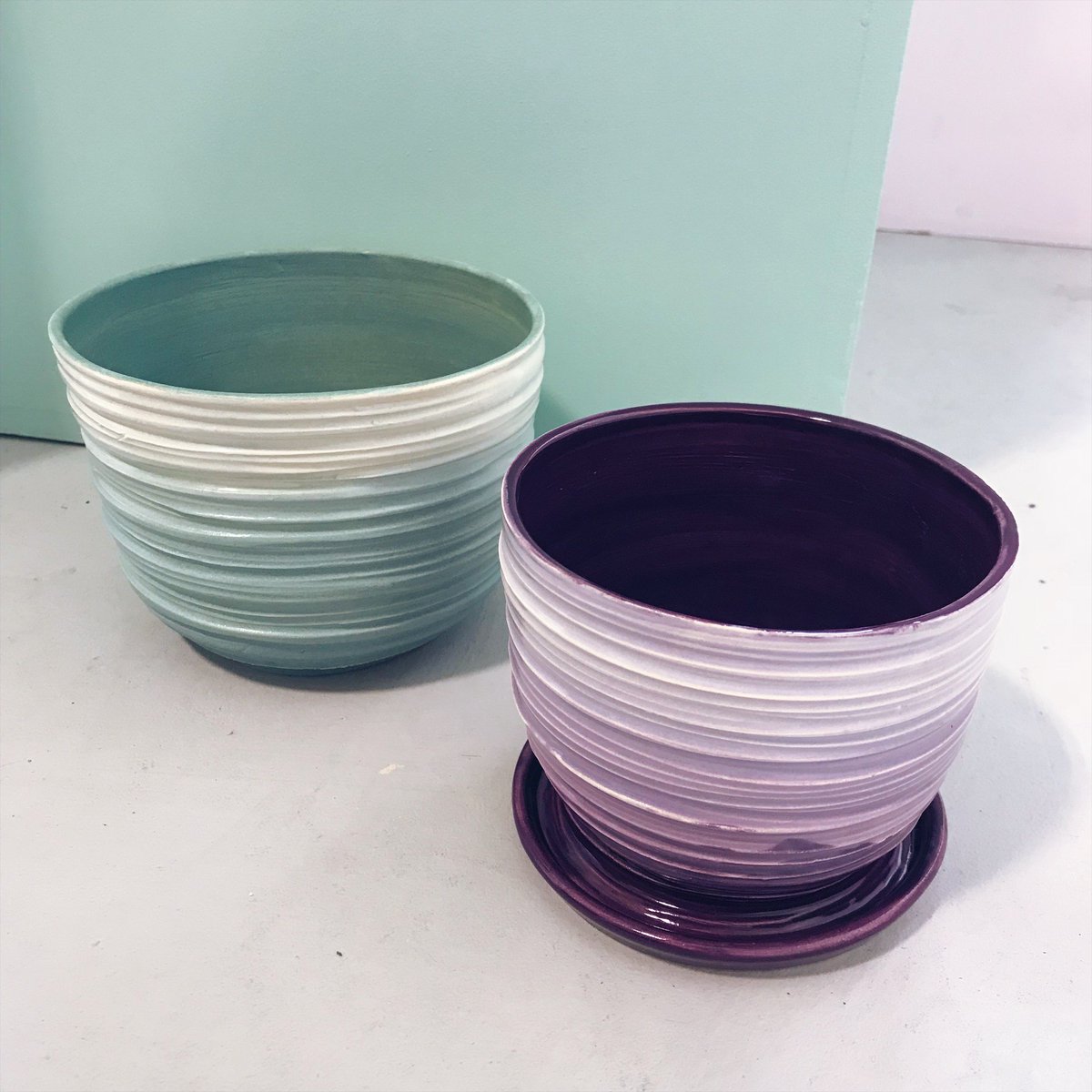 MerrittCeramics's tweet photo. Happy Labor Day everyone! Ombre beauties made by #MCmember @christinaneston https://t.co/dF6bzzglE1