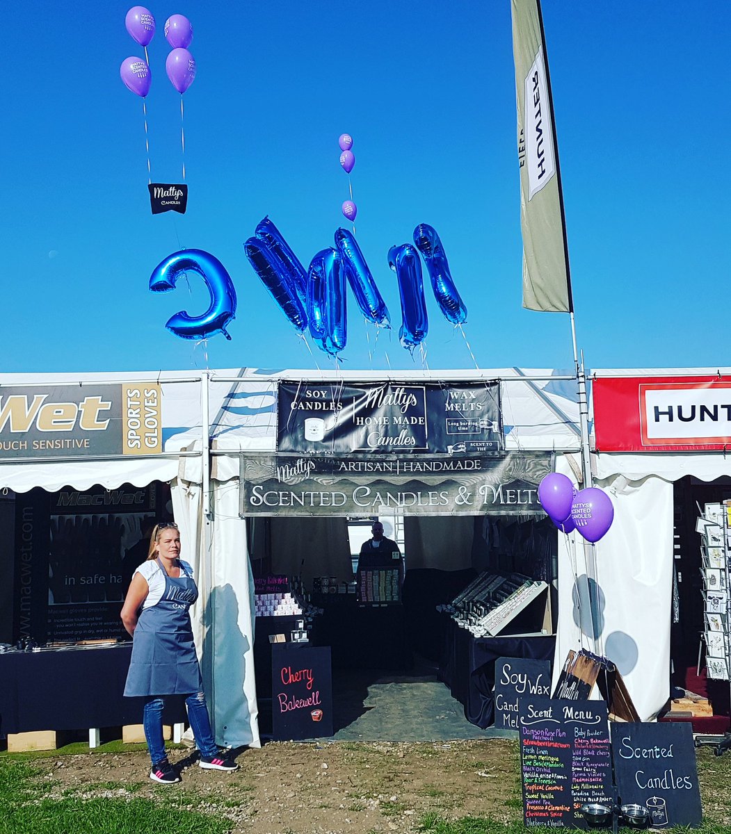 mattyscandles's tweet photo. #smallbusiness #soywax  #soywaxmelts  #chatsworthcountryfair  #chatsworth #chatsworthhouse #Christmas #scentedcandles  #scentedmelts #vegan #artisan #homemade #handmade #mattyscandles https://t.co/YFKHRQGk1w