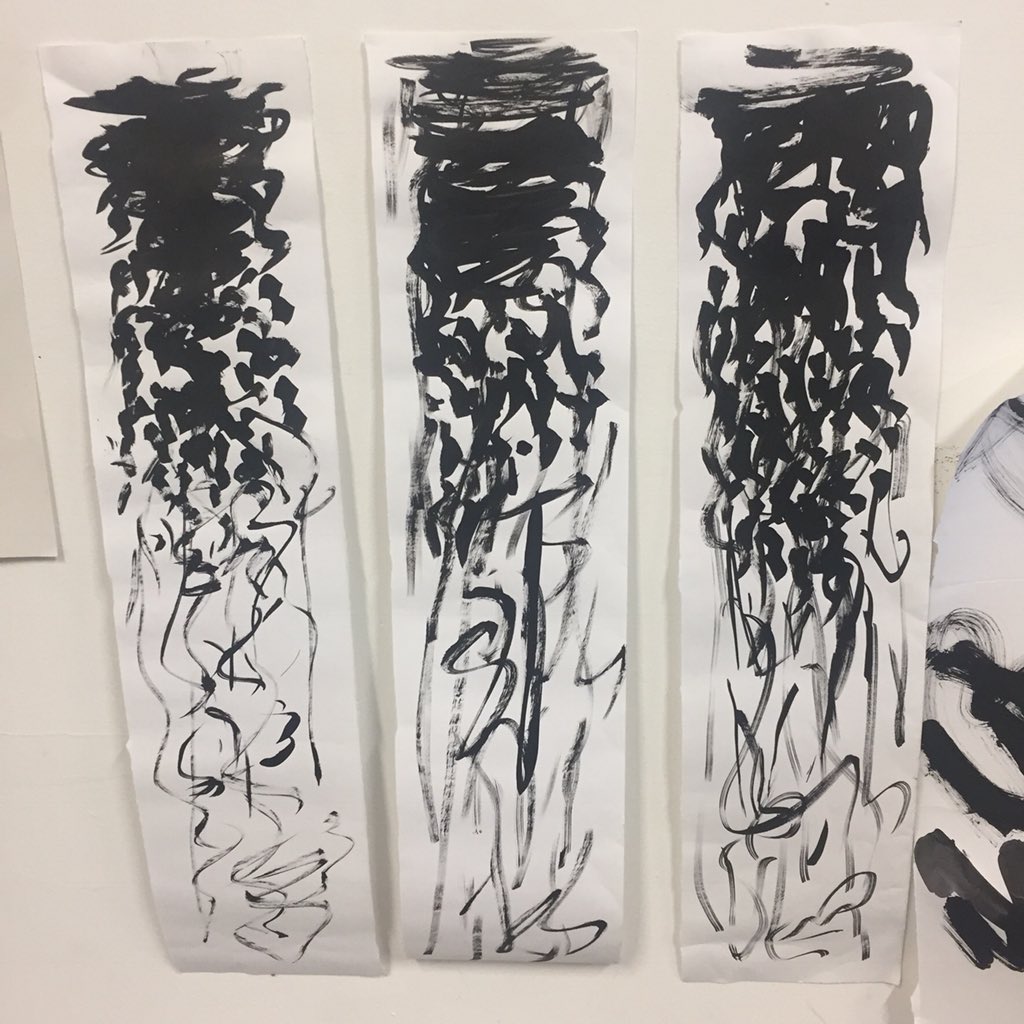 haseebah_prints's tweet photo. Fun little ink workshop with Shaheen Ahmed last week working with Japanese ink 

#gallery37 #punchrecords #punchvisualartist #g37 #ink #artist https://t.co/qFvHo6jLrj