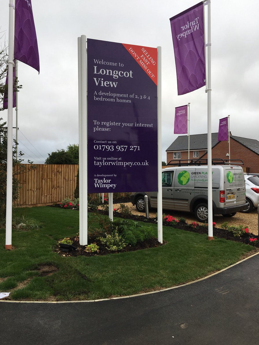 GPlanetGardens's tweet photo. The first day on the new Taylor Wimpey site at Shrivenham, Longcot View, a nice 64 plot site.

This 18month build contract is a nice addition to our other works and will help expand the company and work force.

🌱

#gardening #gardener #landscaping #landscaper https://t.co/HAt1OH0jNa
