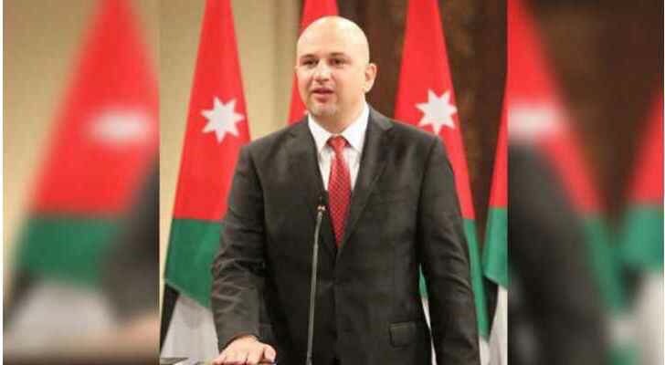 تابعوا معنا بعد قليل لقاء وزير الاتصالات وتكنولوجيا المعلومات المهندس مثنى الغرايبة على برنامج نبض البلد والذي يعرض على قناة رؤيا  للحديث عن مؤشر الرضى لقياس رضى المواطنين عن الخدمات الإلكترونية وتفاصيل أخرى