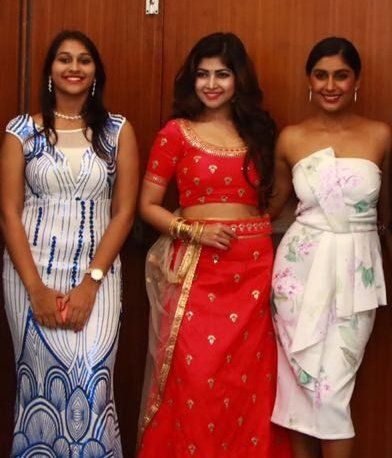 kollywoodtimes's tweet image. #KoothanAudioLaunch 

@raana5933 @SREE22896556 @CuteSonalSingh @NarayananKira @NagendraPS555 @ItsmebalzG @FameShinewoods #NilgirisMurugan #VenkyAL @ShiekPro @Venkeysfilm #6foxstudioz @lightson_media @trendmusicsouth