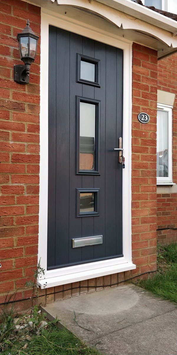 Heathwinltd's tweet photo. Another before and after of a  @SolidorLtd anthracite grey outside and French grey inside. With @UltionLock as standard. @CWGChoices #UPVC #Harlow #essex #frontdoor #doubleglazing https://t.co/g9EPy9PsGh