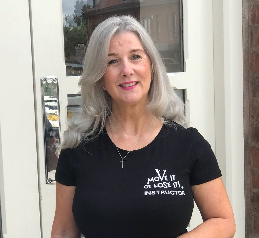moveitorloseit1's tweet photo. Get moving with Dawn! Join her every Tuesday at Cheadle Drill Hall at 2:30pm (SK8 1PQ). All the exercises can be done seated or standing so everyone is welcome! Find out more, on 07599 469562 or email dawn.morris@moveitorloseit.co.uk 
#moveitorloseit #fabsclass #over60s #keepfit https://t.co/6USuwccQ25