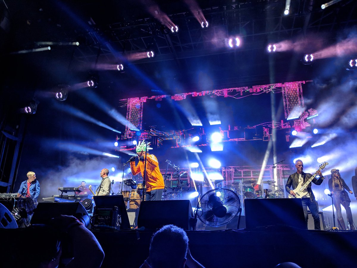 onstagereview's tweet photo. Watch our site for photos and review of Jamiroquai at North Coast Music Festival in Chicago! https://t.co/IKNNBJ541E