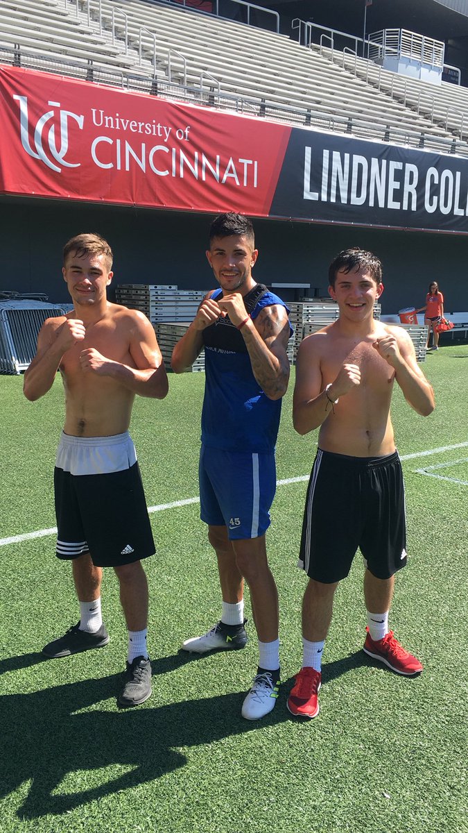 CHB_UC_Boxing's tweet photo. Hard conditioning at Nippert Stadium.  Two of the best college boxers in the country and the best USL Soccer player in the country.
@JacobMaslyk @LedeManu18 &amp; Joe Carli
@fccincinnati @UCclubsports @uofcincy #UCBoxing #CollegeBoxing @USL https://t.co/nvkEuV8kCX