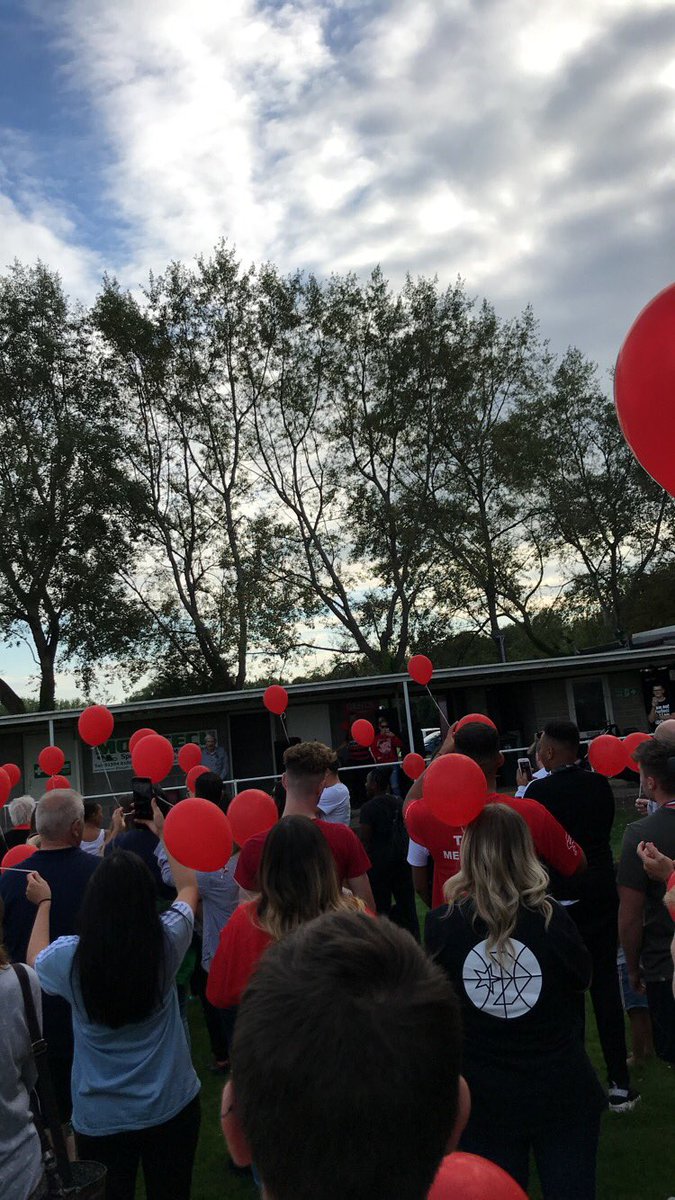 TourdeZogs's tweet photo. Another Successfull fundraiser yesterday with thanks to @dazdazzle and @BrislingtonFC for the facilities! Thank you once again for everyone’s continuous support with all the work we do! #Zoggy, we hope the balloons reached you ❤️ #MachuPeachCrew #TourdeZogs https://t.co/TPHq36tCOZ