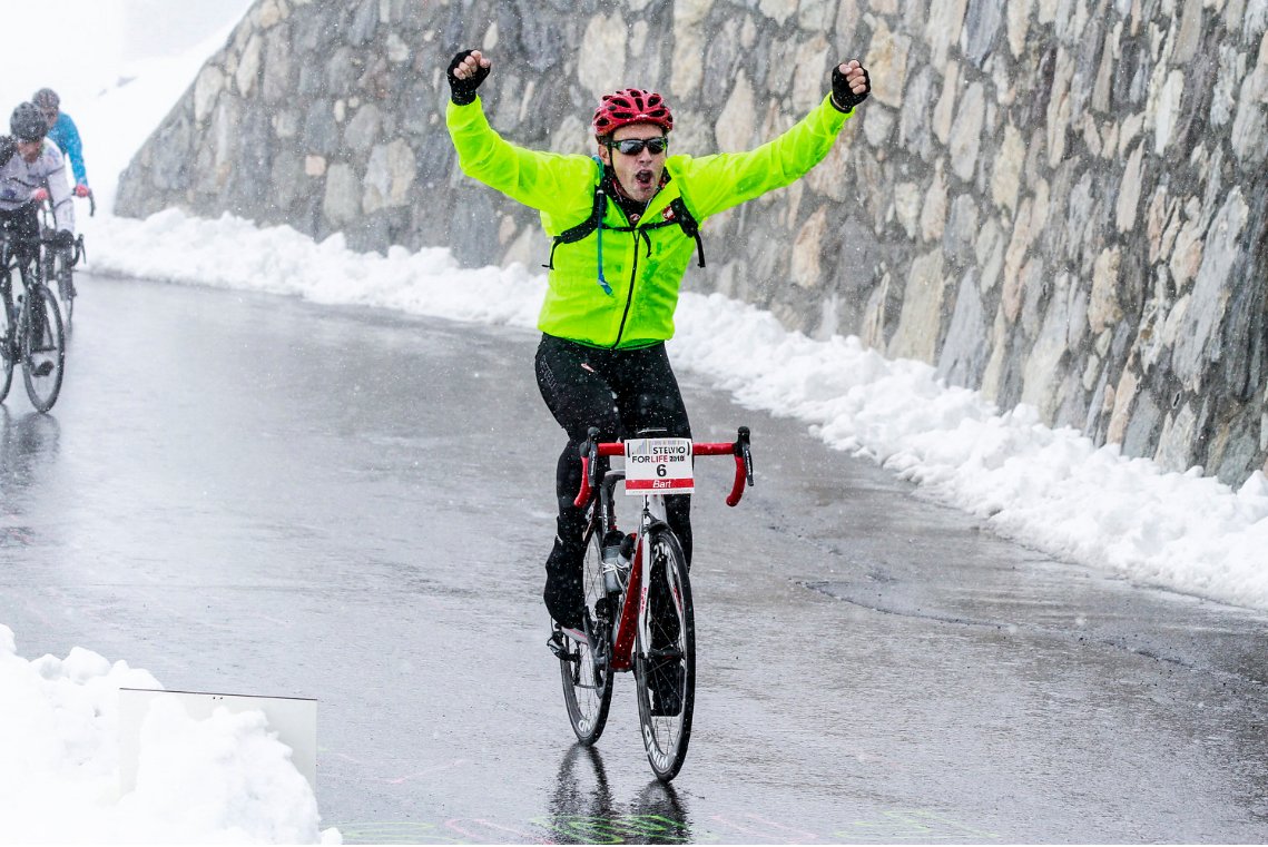 Met dank aan <a href="/SBSfoto/">SBS Fotomarketing</a> , zijn er weer prachtige finishfoto's van jullie gemaakt. Via de link zijn alle foto's terug te vinden, sbs-fotomarketing.nl/stelvio