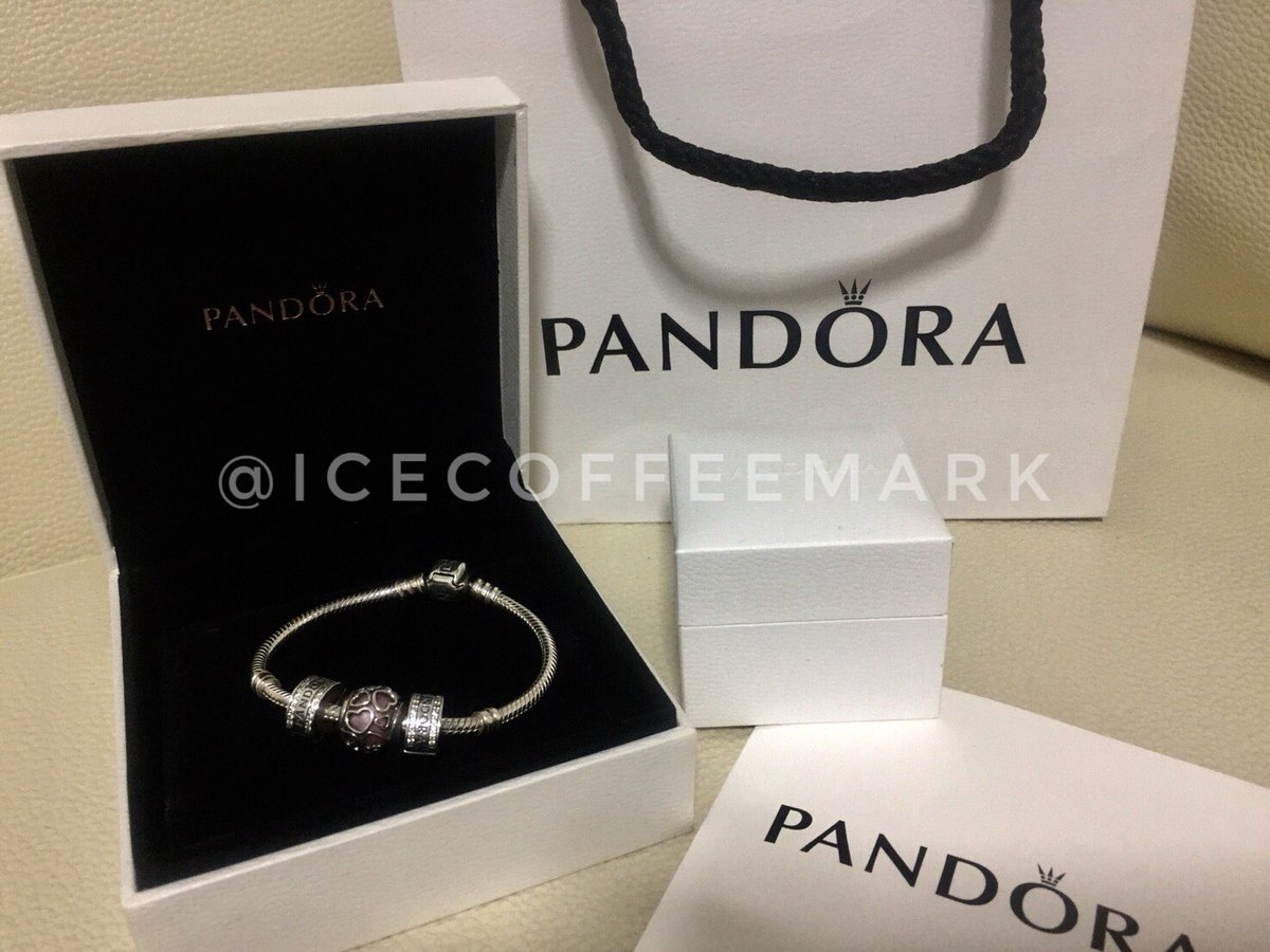 icecoffeemark's tweet image. Pandora แท้ 100% ขอขายทั้ง set ราคา 8,000 บาท
ซื้อเองจาก shop ไทย ไม่ค่อยได้ใส่ ไม่มีตำหนิ
Size 16. Charm และ Clip ก็ไม่มีตำหนิ
อปก.ครบทุกอย่างเหมือนซื้อใหม่จาก shop
ส่งฟรี EMS ให้ค่ะ
dm มาสอบถามเพิ่มเติมได้เลยนะคะ
#pandora #pandorathai #พร้อมส่ง #สร้อยข้อมือ