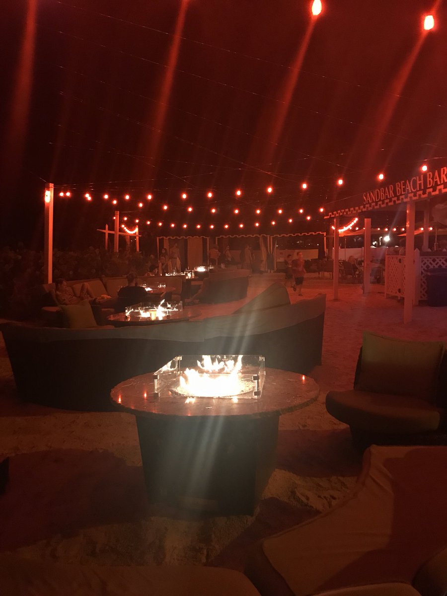 TylerHuth02's tweet image. If you want to go someplace FUN in #Stpete FL This is the place‼️@TWResorts Jet Ski, Fire Pits, Huge Water Slides, Pools, Volleyball, fireworks, S’mores... pretty much everything for everyone! #Justletgo