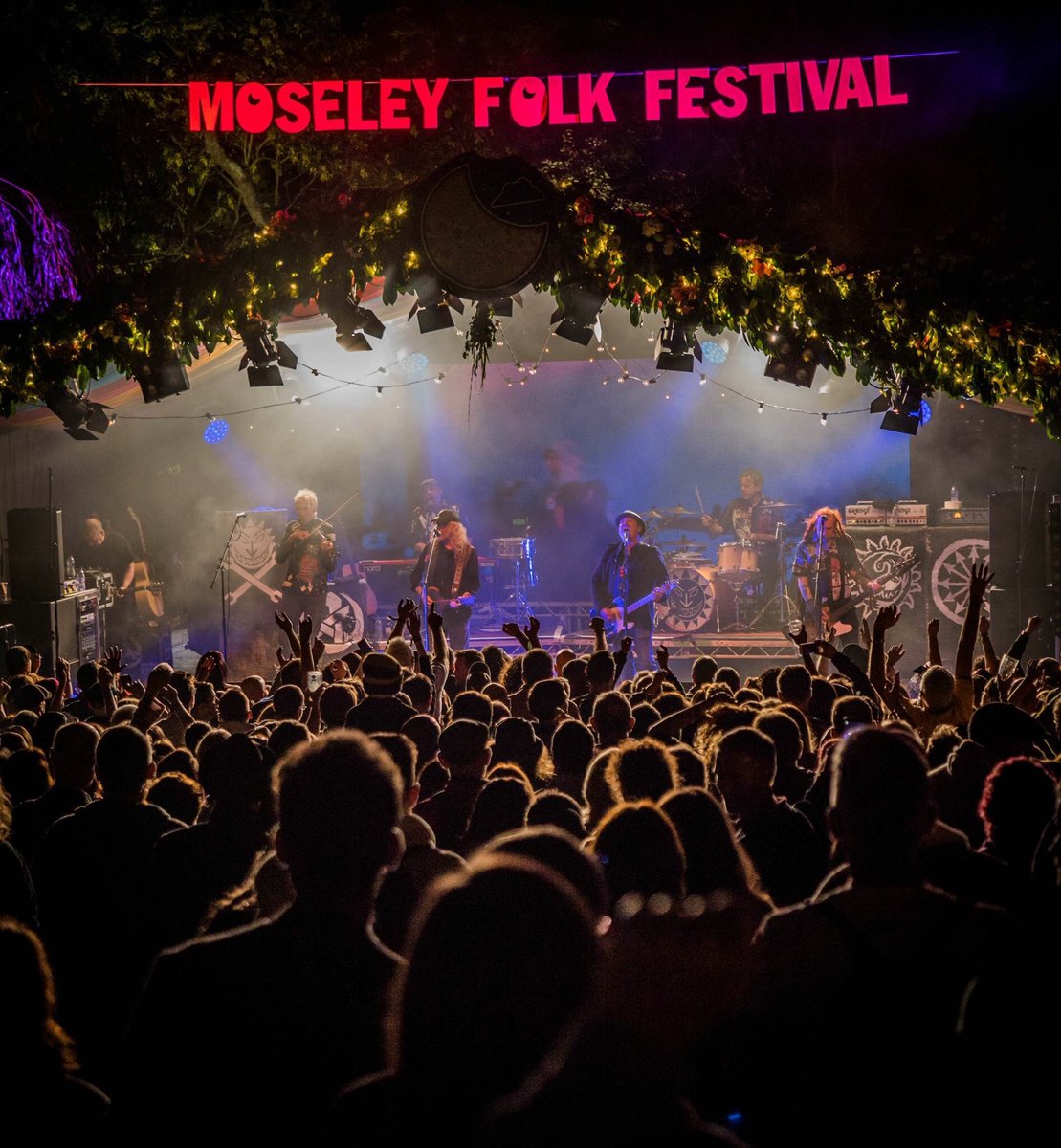 40Festivals's tweet photo. @moseleyfolk brilliant weekend lovely atmosphere really friendly family event.  Fab food stalls too https://t.co/GsYi2Kc8xN