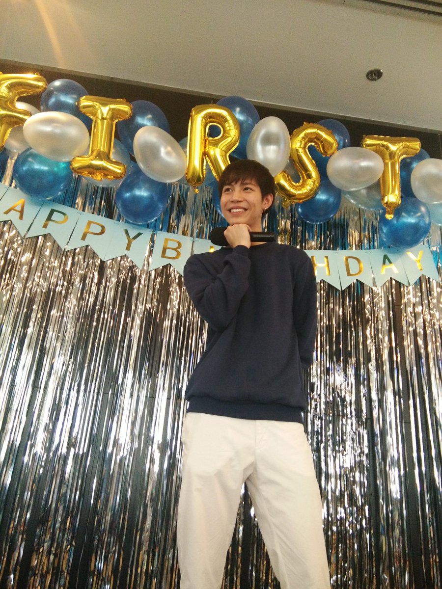 mtandjh's tweet photo. HBD นะคร้าาาา แก่ขึ้นอีกปีแล้ว คิดอะไรก็จอให้สมหวังนะคะ🎊🎊🎉🎉
#20thHBDFIRSTDAY
#1stHBDProject
@First_Memorie
@Firstkpp https://t.co/ZyuDm3cVoQ