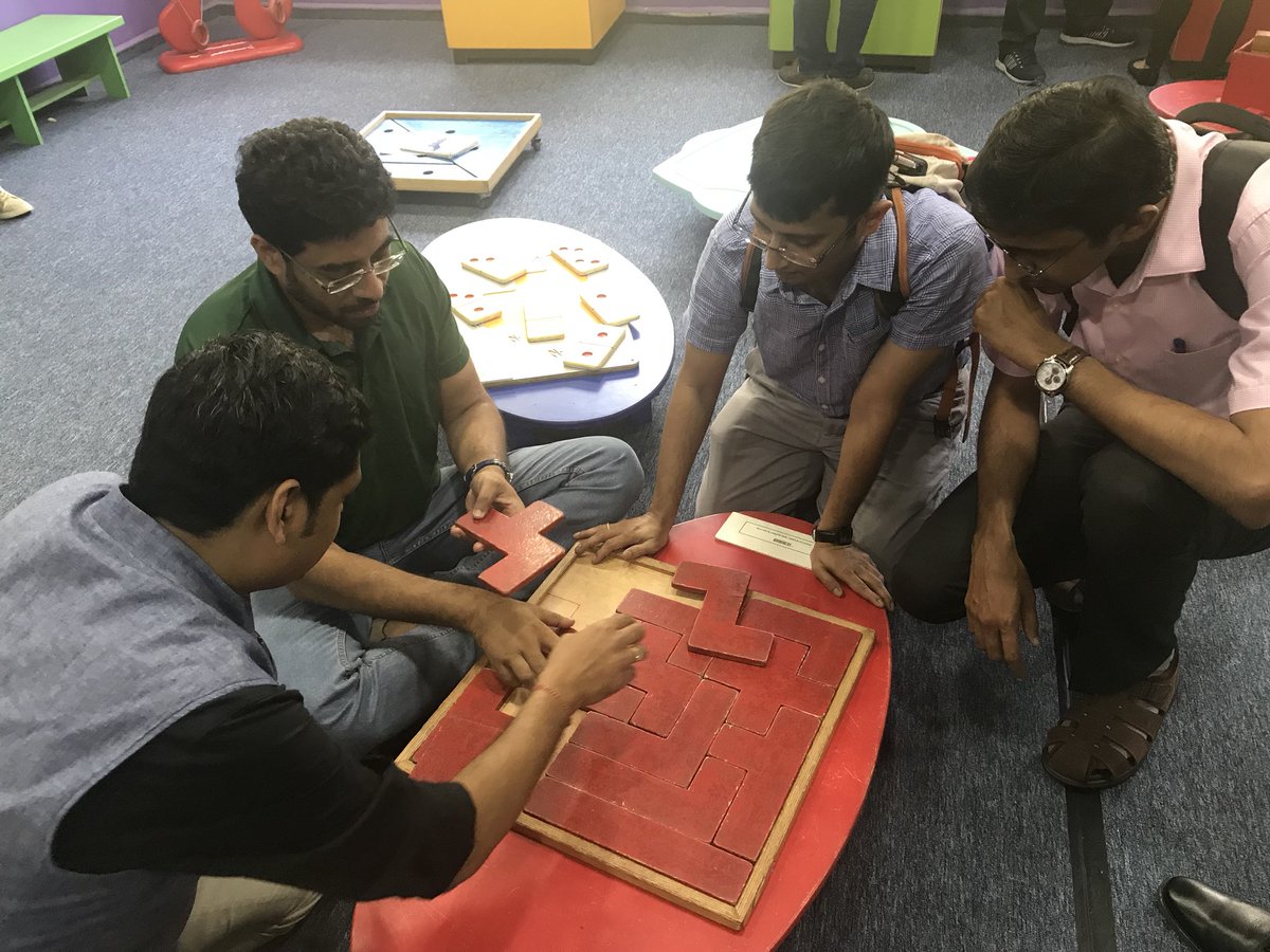 KumaraGuru's tweet photo. Perach Project is Israel’s national tutoring and mentoring programme. Children from schools are exposed to labs under the mentorship of doctoral students. Clearly a successful model for understanding and learning science a fun experience. #IndiavisitsIsrael https://t.co/iynB4coals