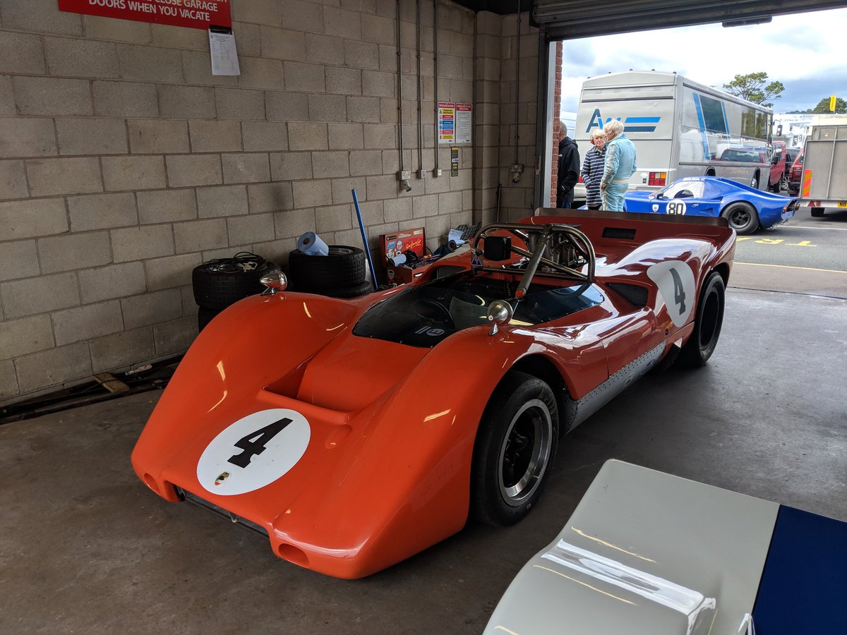 Mclhondamp4421's tweet photo. #McLarenMonday #McLaren #m6b #Chevrolet #canam seen at #oultonpark gold cup https://t.co/2Ry32ujEMI