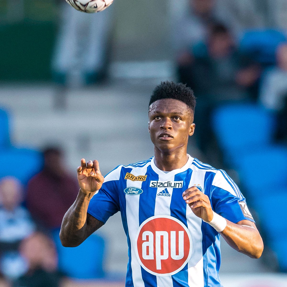 hjkhelsinki's tweet photo. 📸 HJK vs FC Inter 🔵⚪️⚽🔥
© Jussi Eskola 
#HJK #Helsinki #Veikkausliiga #HJKINT #OnVainYksiKlubi #hjkhelsinki https://t.co/UXyxuWKiUy