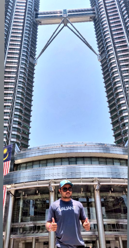 ImVipulNarigara's tweet photo. Failure is not the opposite of success,It is part of success.

#VipulNarigara #TweenTower #Malaysia https://t.co/510bTDHeFT