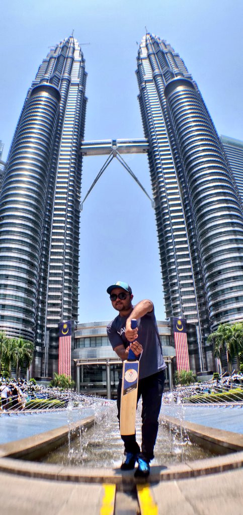 ImVipulNarigara's tweet photo. Failure is not the opposite of success,It is part of success.

#VipulNarigara #TweenTower #Malaysia https://t.co/510bTDHeFT