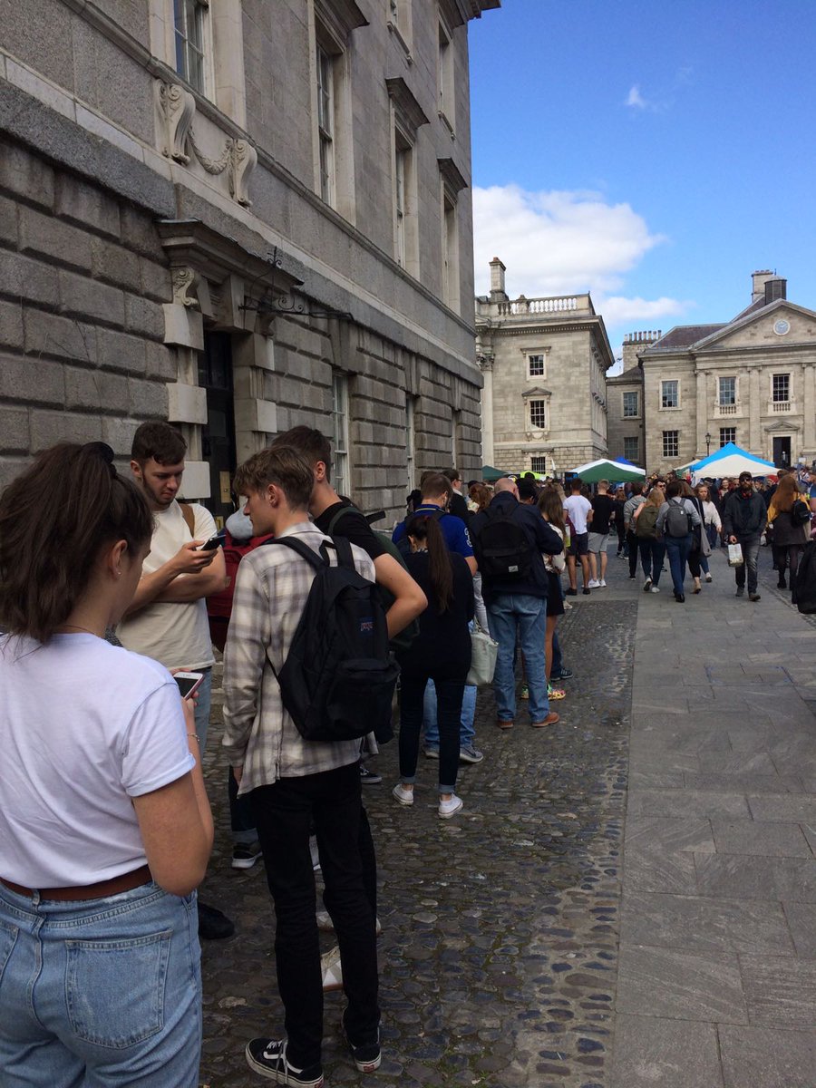 TCDAcadRegistry's tweet photo. Queues are beginning to wind around the Exam Hall - remember the best times to come and pick up your card are early morning (we're open from 09:00) or the afternoon (15:00-17:00). We will be open for the next two weeks - hope everyone is soaking up the Fresher buzz! https://t.co/vs4qRk6nwL