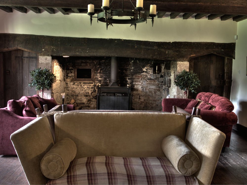 Are you looking to book a cosy autumn weekend in the country? We have exactly what you are looking for.