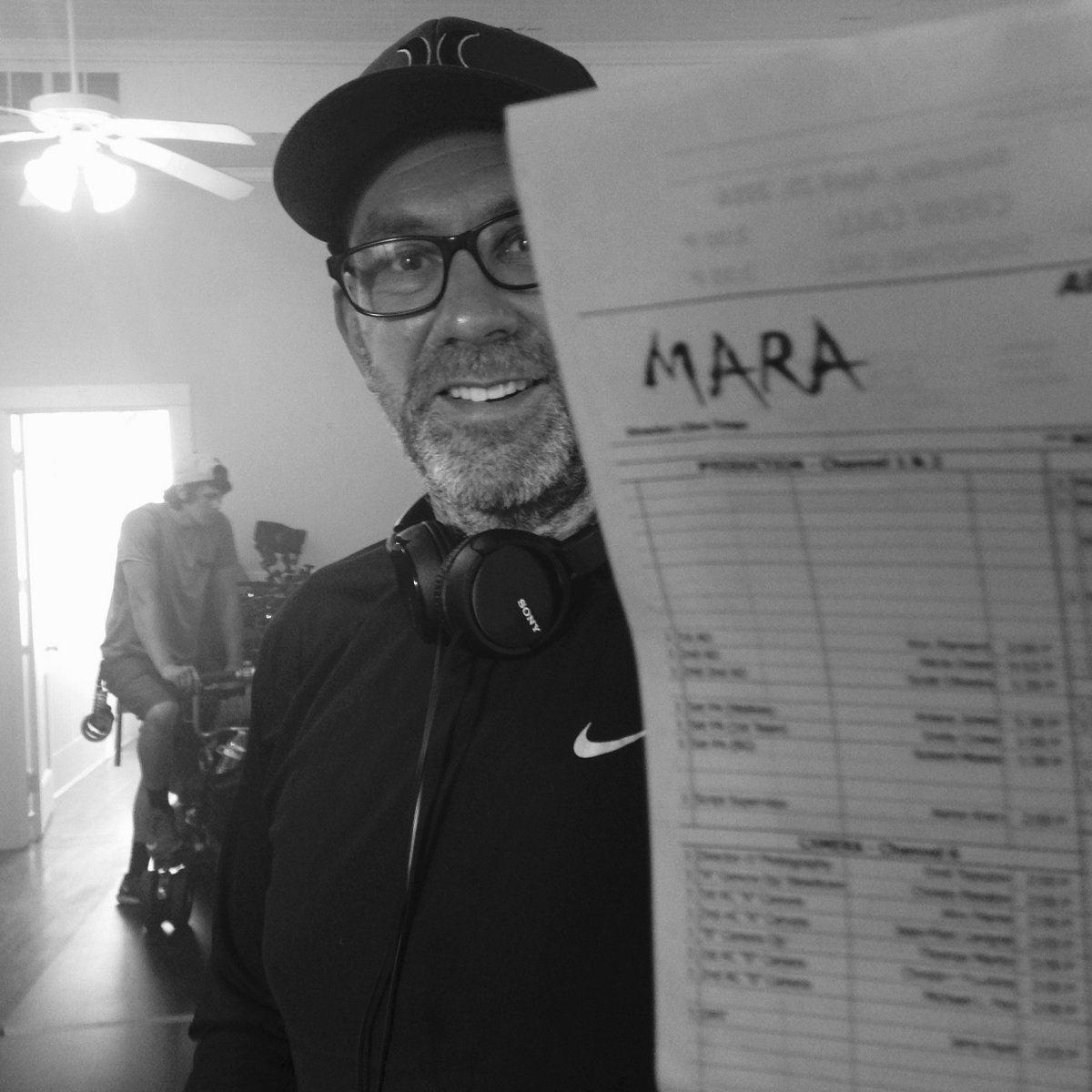 JamesEdBarker's tweet photo. #BheindTheScenes of #Mara, w/ Director @clive_tonge + writer #JonathanFrank + lead actress #OlgaKurylenko + costume designer Roger Forker @stardresser11 https://t.co/gCRpU5f6Oh