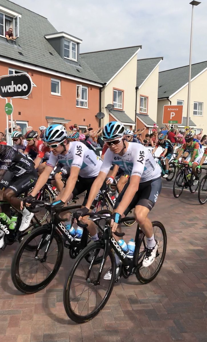 verucasalt0609's tweet photo. #ChrisFroome #TourofBritain #TeamSky #devontob2018 #Cranbrook x https://t.co/HxzXPomkub