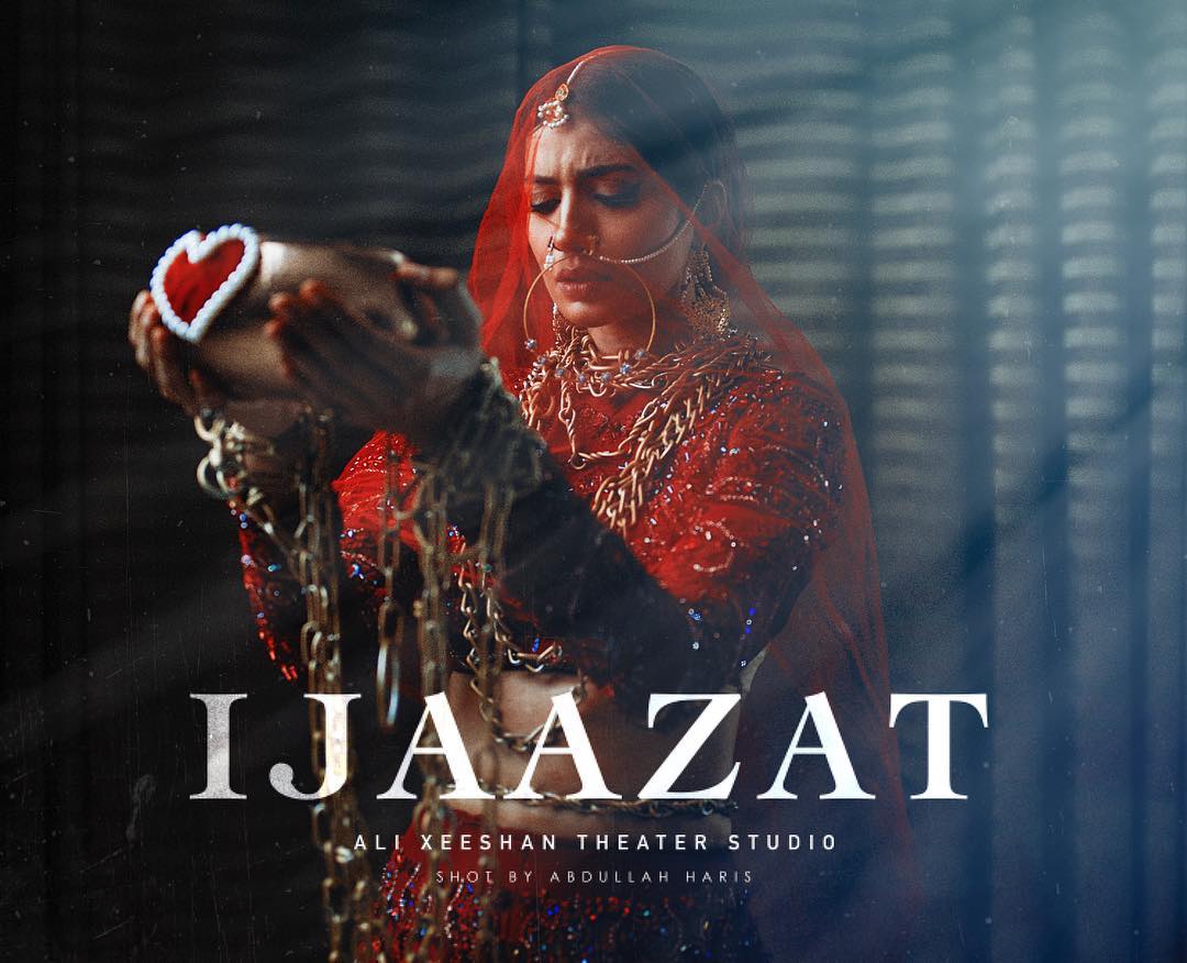 ShowbizAndNewz's tweet photo. Sizzling @Iamrabiabutt from photo-shoot of #ijaazat by @ALIXEESHAN π₯
#alixeeshansignature #roadtoplbw18 #collectionoftheyear @Iamrabiabutt https://t.co/DQAeWP2pX1